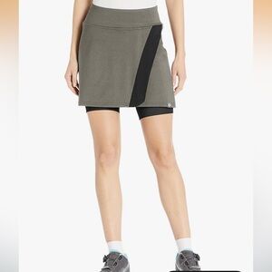 NWT - Pearl Izumi padded cycling skort - women’s XL